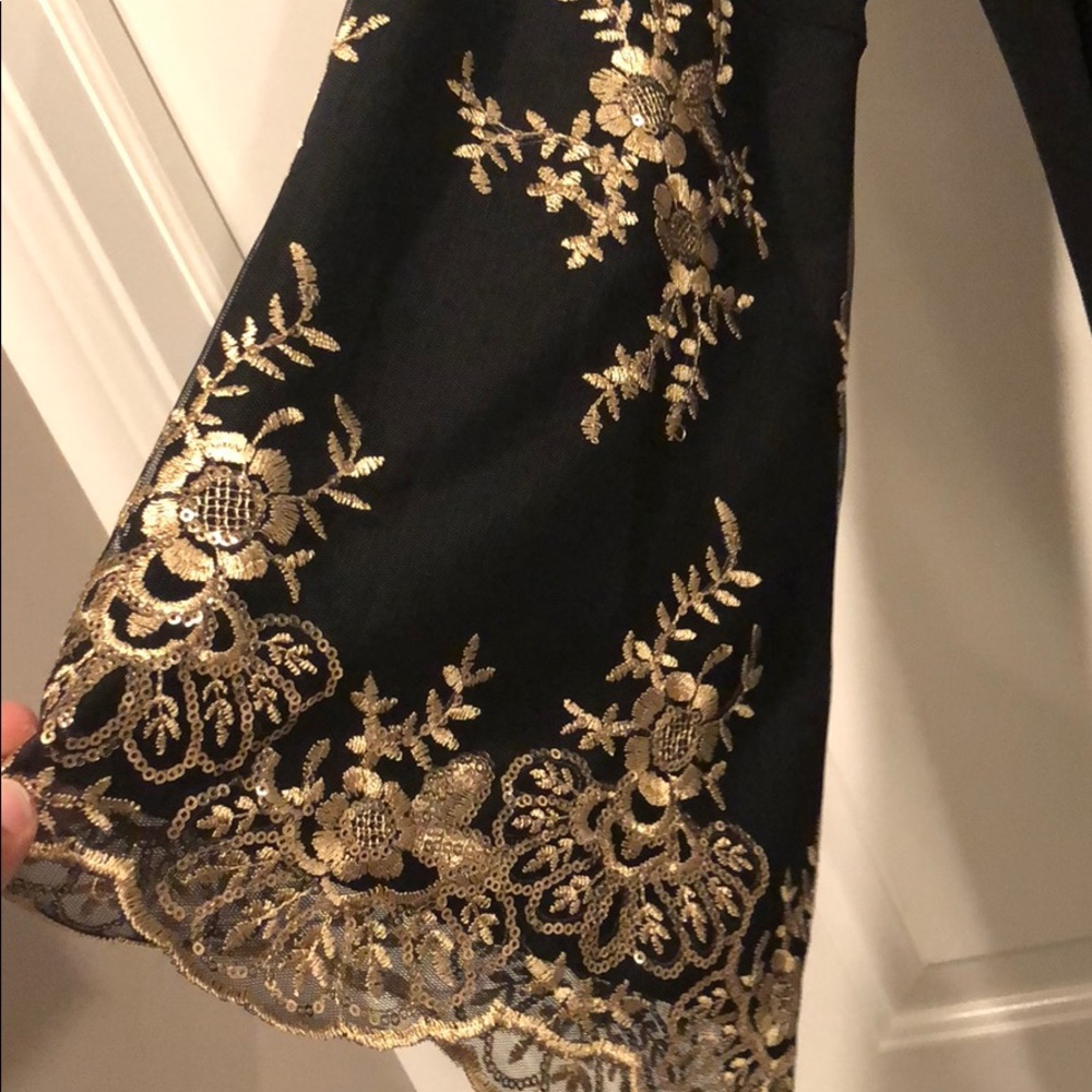 Dress - Picture 3 of 4
